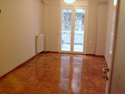 Rent renovated apartment Center Square Aristotle Egnatia